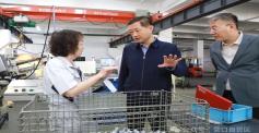 王殿丰深入企业开展节前安全检查和走访调研